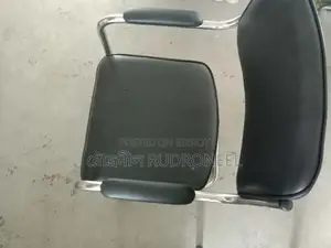 Otobi Visitor Chair