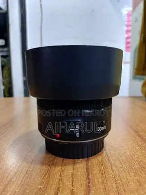 ক্যানন ৫০মিমি এসটিএম লেন্স