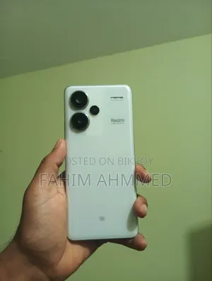 শাওমি রেডমি নোট ১৩ প্রো প্লাস ২৫৬ জিবি হোয়াইট