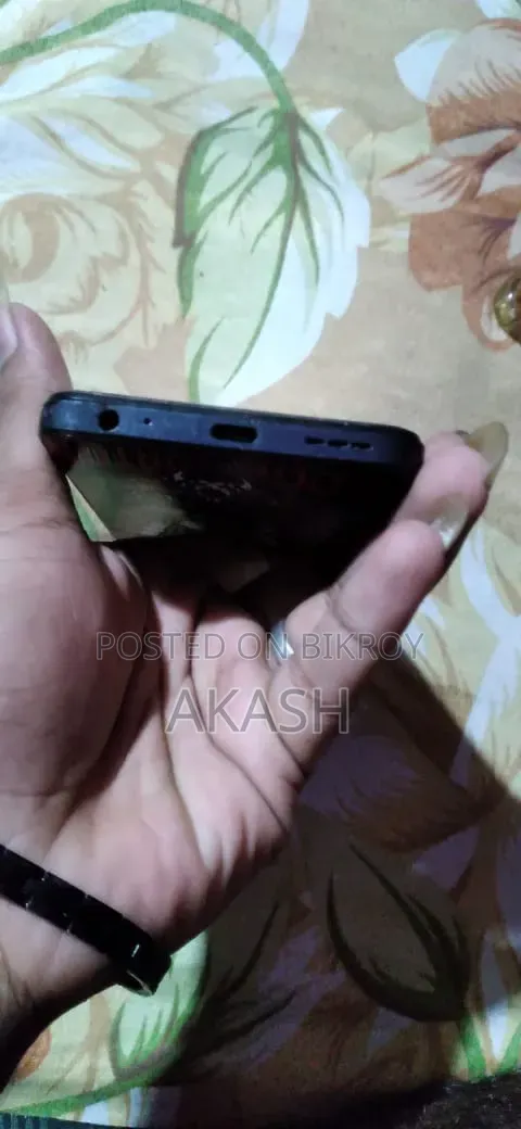 Infinix Hot 30i 128 GB Black