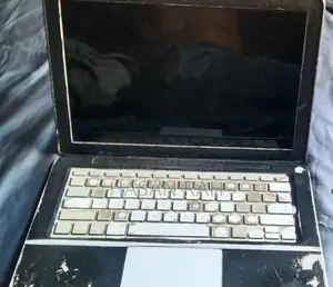 Laptop Apple MacBook 2010 8GB Intel HDD 1TB