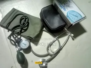 ব্লাড প্রেশার মাপার মেশিন