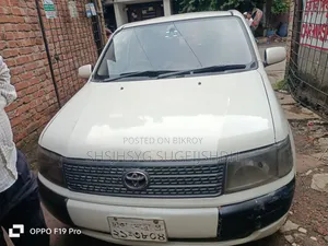 টয়োটা প্রোবক্স ২০০৩ হোয়াইট