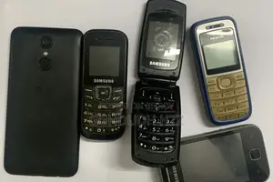 মোবাইল ফোন ব্ল্যাক