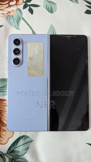 স্যামসাং গ্যালাক্সি জেড ফোল্ড ৫ ২৫৬ জিবি ব্লু