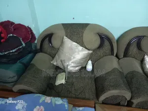 Sofa set 2 2 1 and a divan