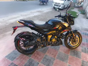 Bajaj Pulsar N160 2024 Black