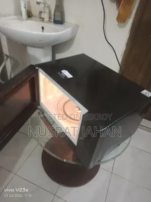 Microwave Oven