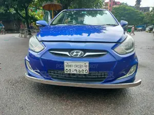 Hyundai Accent GLS 2013 Blue