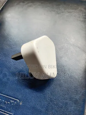 Apple 5W USB Power Adapter (3-Pin UK Plug) | Original