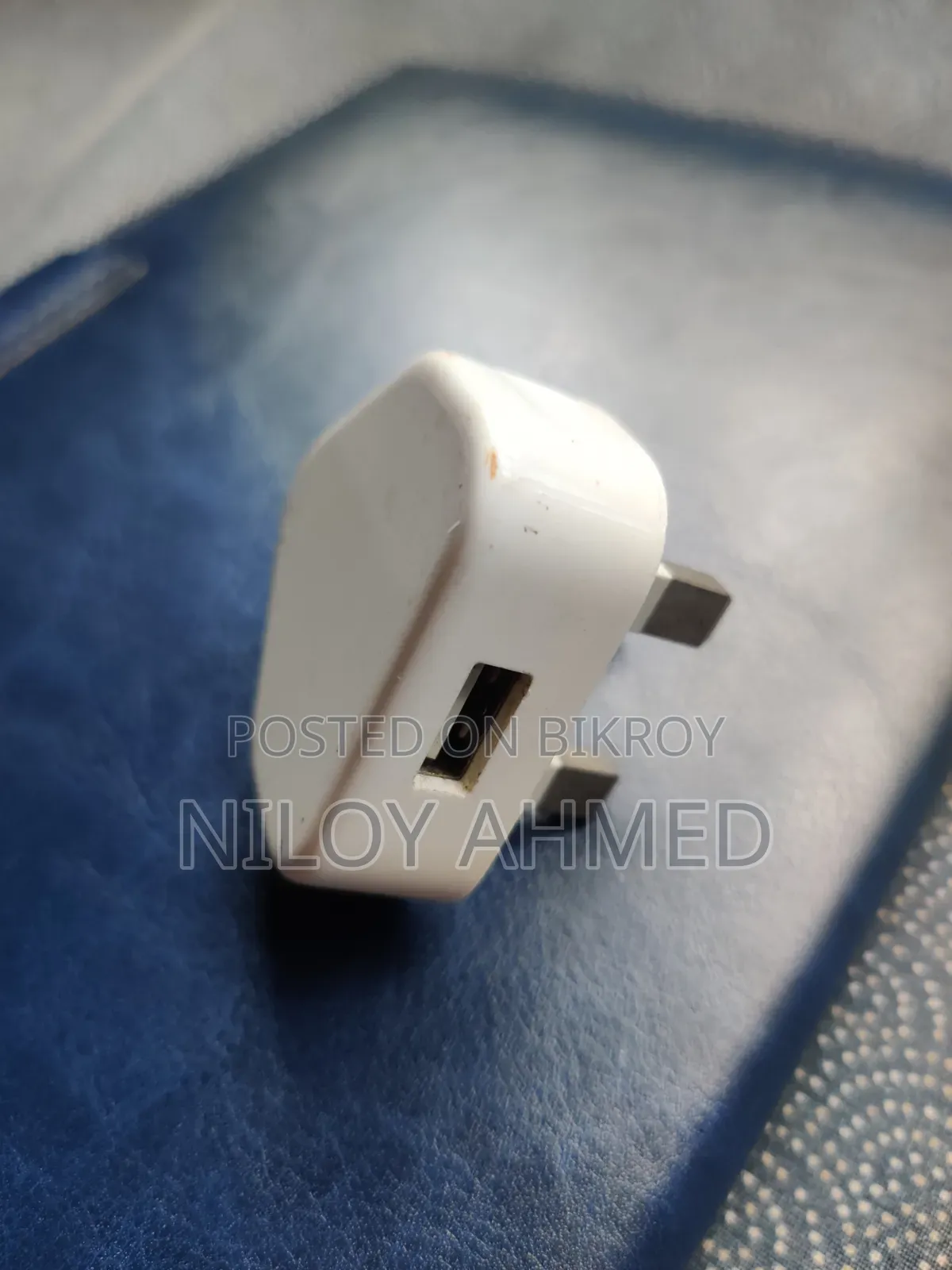 Apple 5W USB Power Adapter (3-Pin UK Plug) | Original