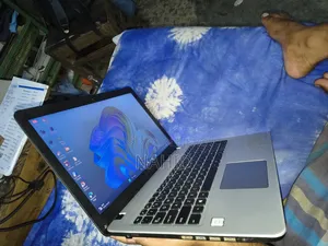 Laptop ASUS 4GB Intel Core i3 SSD 128GB
