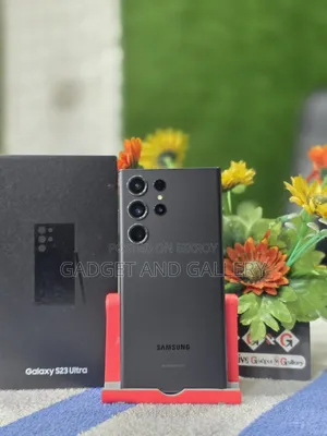 স্যামসাং গ্যালাক্সি এস২৩ আল্ট্রা ৫১২ জিবি ব্ল্যাক