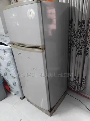 সিঙ্গার রেফ্রিজারেটর ১৮ এসএফটি