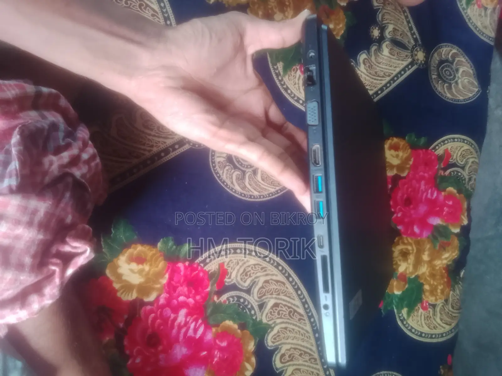 ল্যাপটপ এসার ট্রাভেলমেট ১২জিবি ইন্টেল কোর আই৩ এসএসডি ২৫৬জিবি