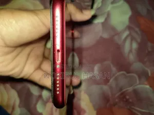 অ্যাপল আইফোন ১১ ২৫৬ জিবি রেড