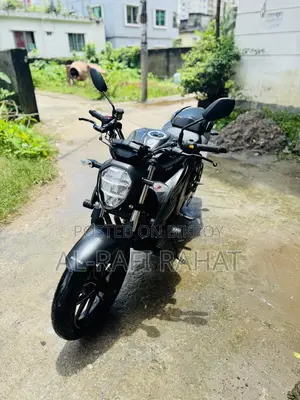 সুজুকি জিক্সার ২৫০ ২০২৪ ব্ল্যাক