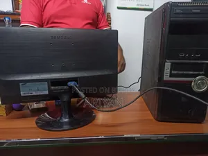 ডেস্কটপ কম্পিউটার স্যামসাং ২ জিবি ইএমএমসি ১৬ জিবি