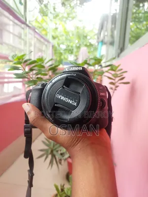 Canon 200D