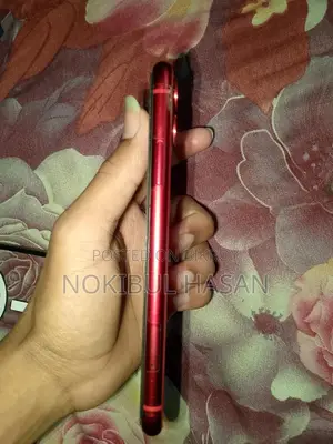 অ্যাপল আইফোন ১১ ২৫৬ জিবি রেড