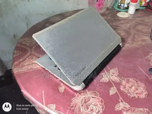 Laptop Toshiba Satellite S40 4GB Intel Core I5 SSHD (Hybrid) 256GB