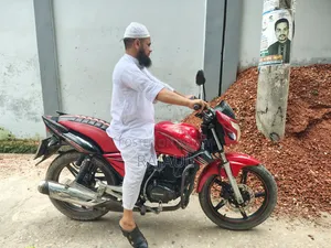 রানার টার্বো ১২৫ ২০১৯ লাল