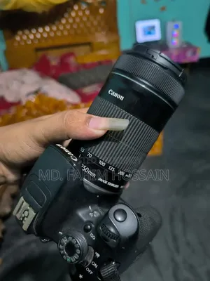 ক্যানন ৭০০ডি ডিএসএলআর ক্যামেরা