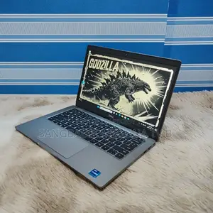 Laptop Dell 3GB RAM Intel SSD 256GB