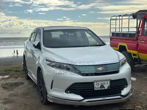 Toyota Harrier 2017 Pearl