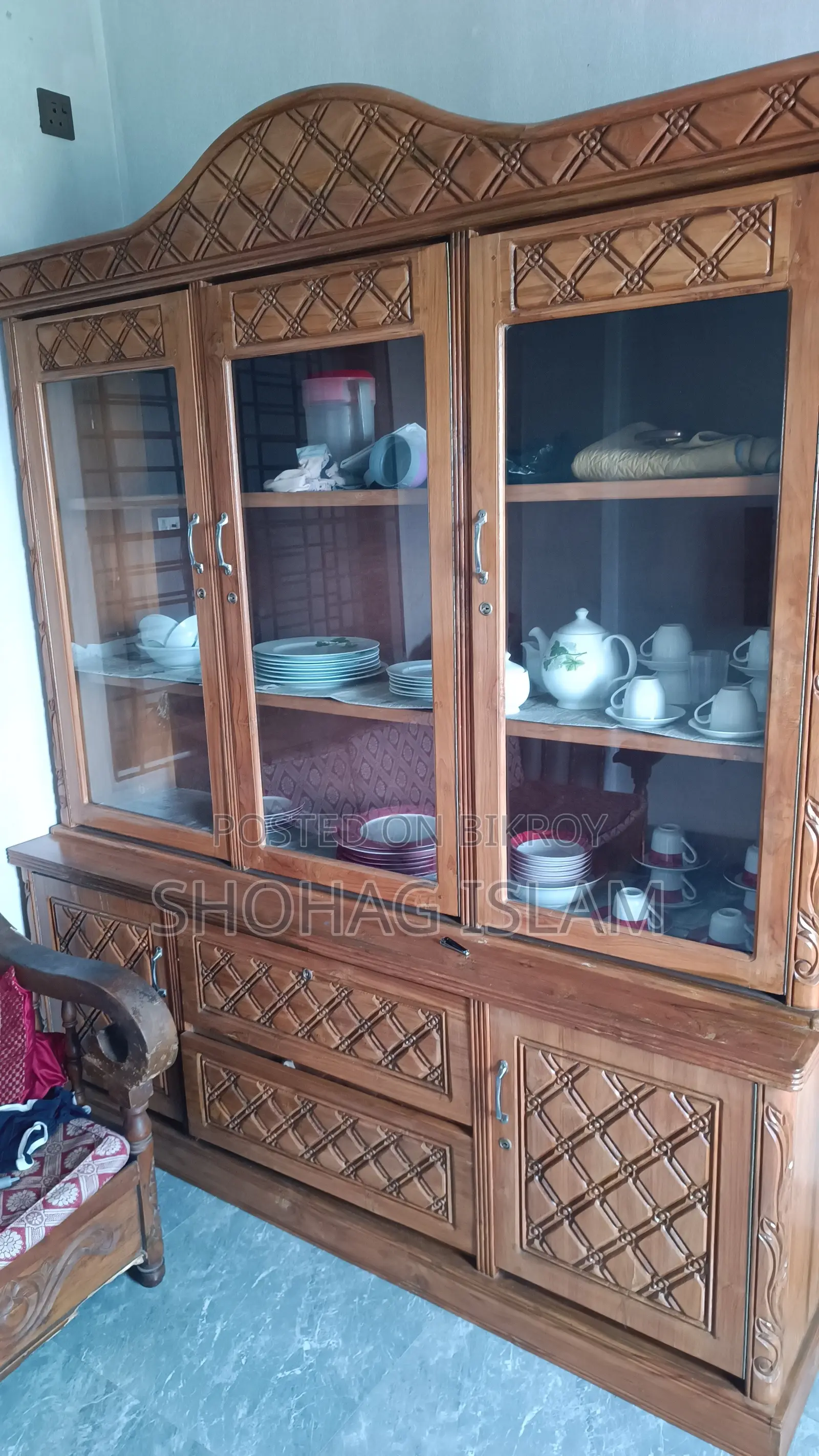 Wall Cabinet