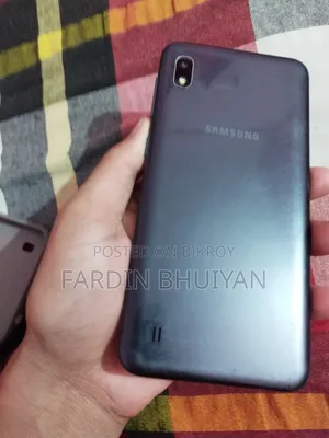 Samsung A10 32 GB Black