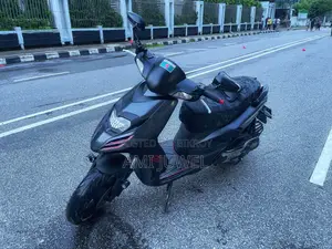 Aprilia SR 2021 Black