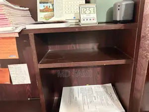 Hatil Reading Table