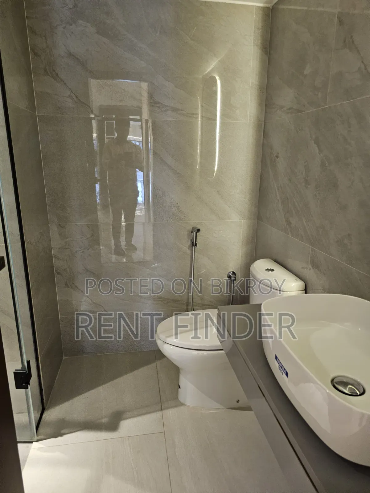 4-Bedroom Apartment in Gulshan for Rent