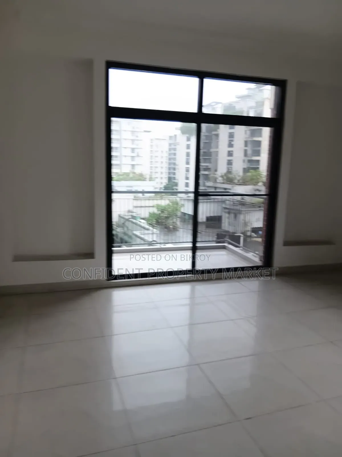 4 Bedroom Apartment in Gulshan for Rent