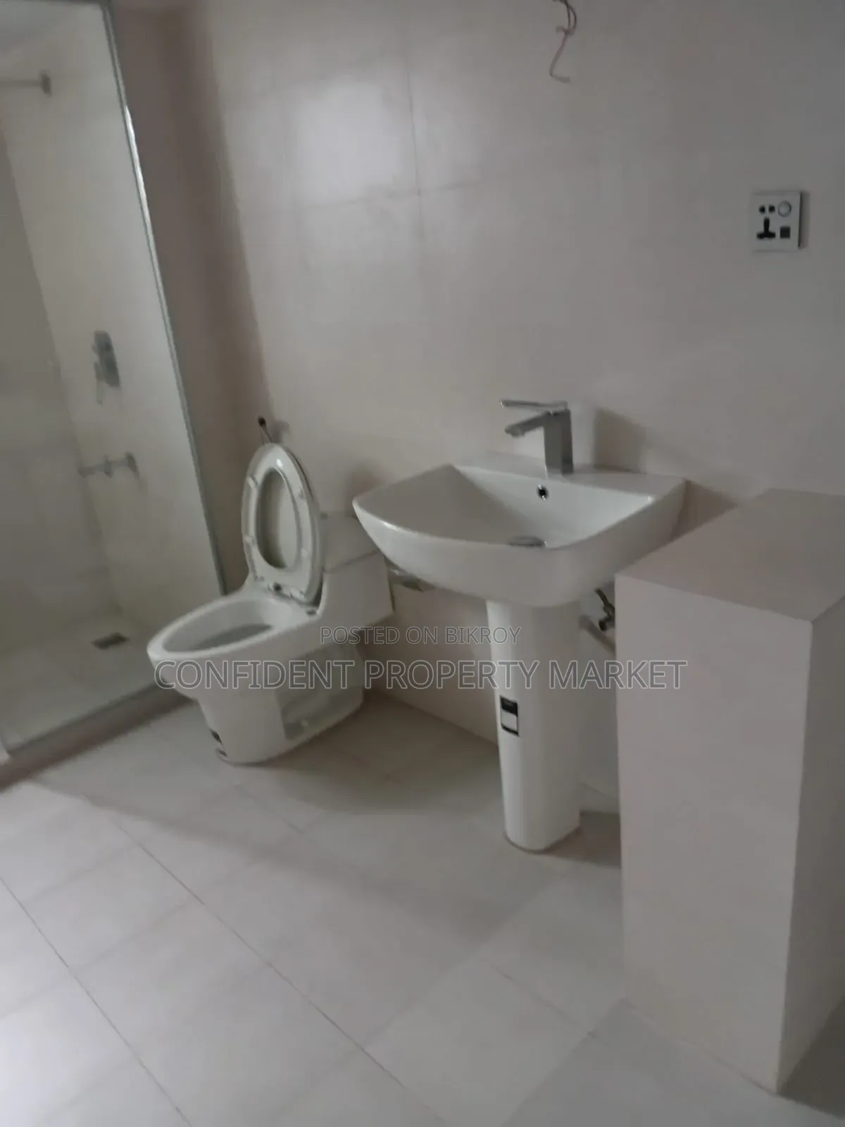 4 Bedroom Apartment in Gulshan for Rent