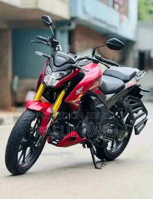 Honda Hornet 2024 Red