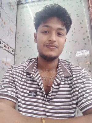 I Am a Student and I Need a Job