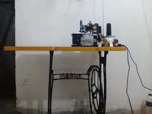 Overlock Sewing Machine