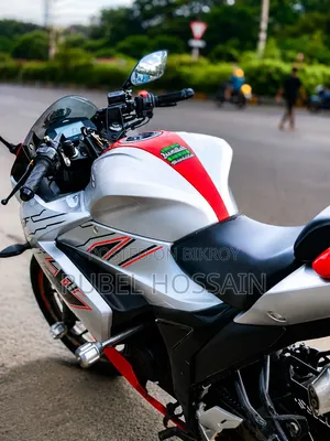 Suzuki Gixxer SF 2024 Silver