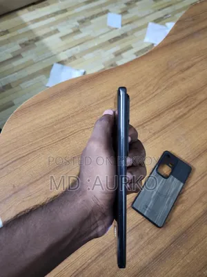 Vivo V30 5G 256 GB Black