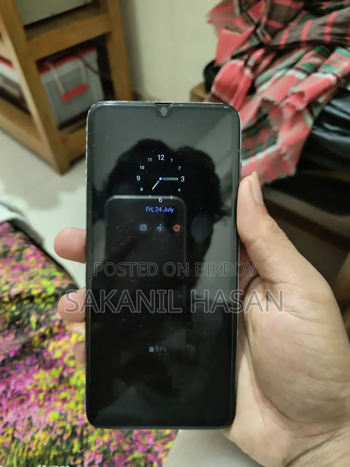স্যামসাং গ্যালাক্সি এ৭০ ১২৮ জিবি হোয়াইট