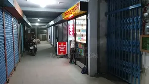 Shop room for rent at affordable price