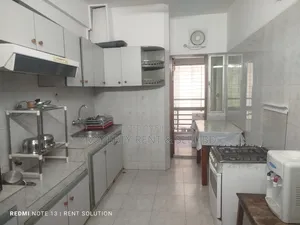 প্রপার্টি রেন্ট সেল, বনানীতে ৩ বেডরুমের ফার্নিশড অ্যাপার্টমেন্ট ভাড়ার জন্য