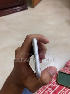 অ্যাপল আইফোন ৭ ১২৮ জিবি হোয়াইট