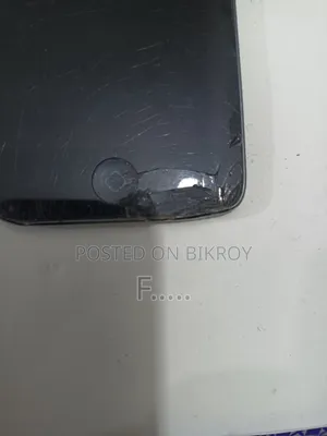 Apple 16 GB Black