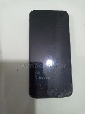 Apple 16 GB Black