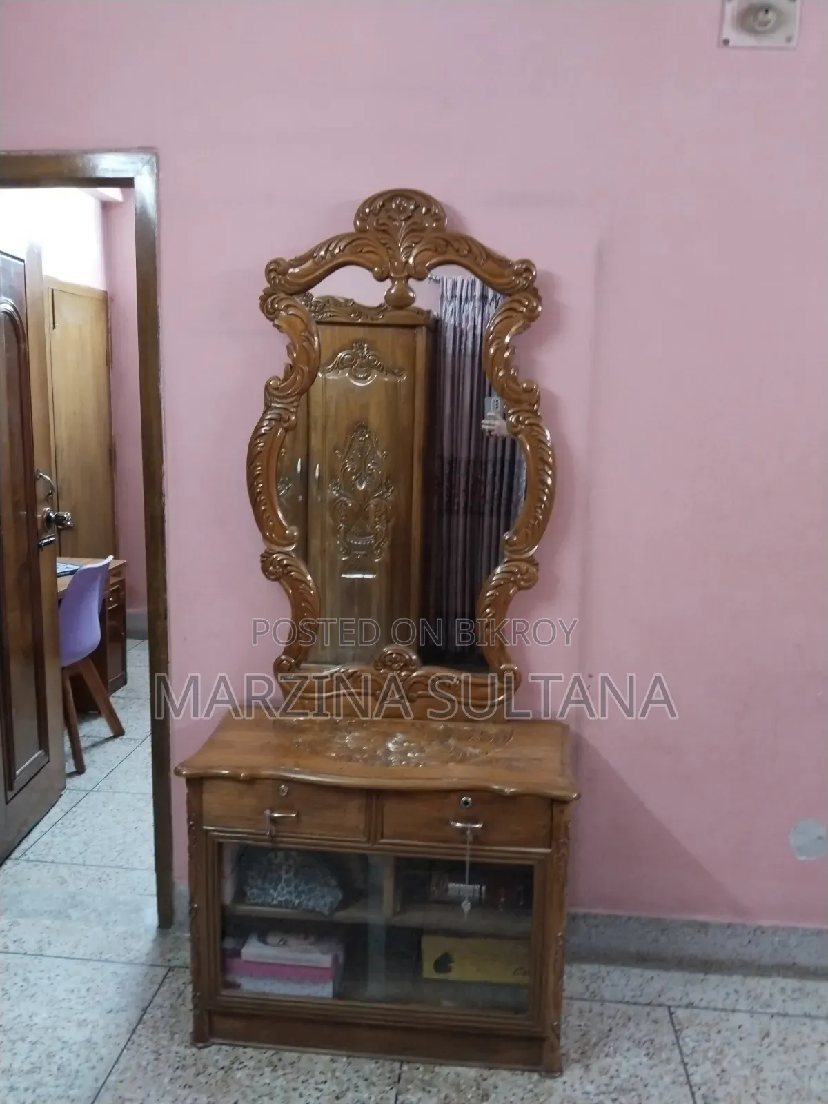 Dressing Table for Sale