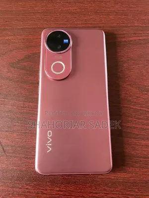 Vivo V50 512 GB Red
