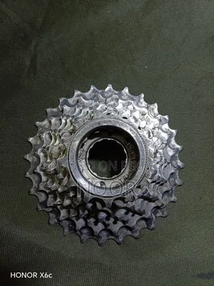 ১০ মাস ব্যবহৃত ফ্রিহুইল ৮ স্পিড (৩টি দাঁত ভাঙা)